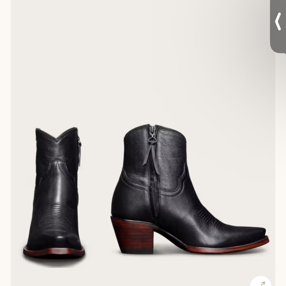 Tecovas- The Daisy Black Leather Ankle Booties in midnight- 6” Shaft